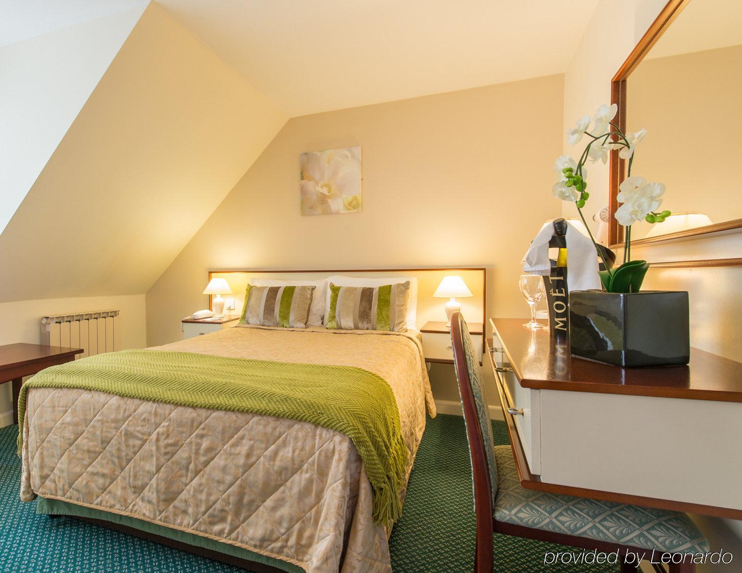 The Samares Coast Hotel & Apartments Saint Helier Jersey Habitación foto